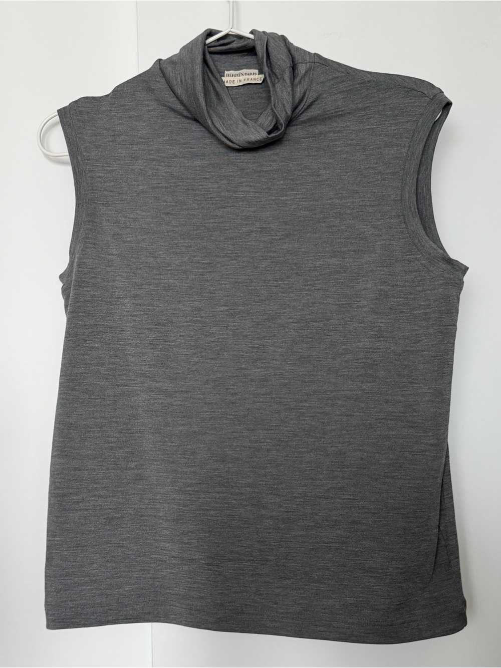 HERMÈS Sleeveless Gray Silk Turtleneck Top (100% Authentic)